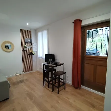 Apartment New - Private Parking
